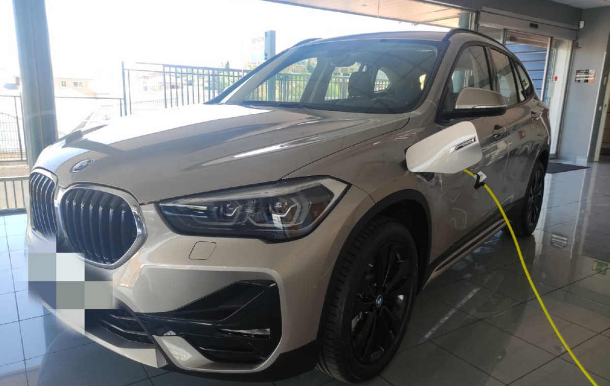 e0eeaaf7-6bcf-46d1-81f5-b422b77cbb57