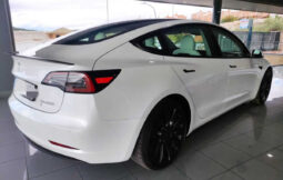 
										TESLA MODEL 3 AWD PERFORMANCE KM0 completo									